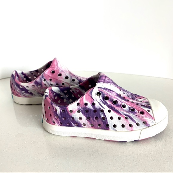 Native Jefferson Marbled Pink & Purple Size 6 - Picture 2 of 6